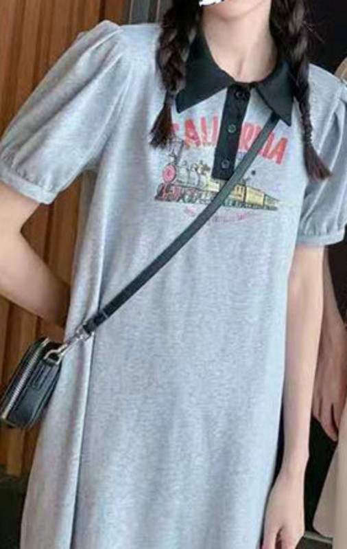 Ženska haljina s aplikacijom ravni model za trudnice