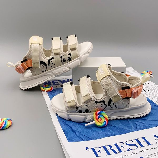 Dječje sandale s aplikacijom i kopčanjem na čičak