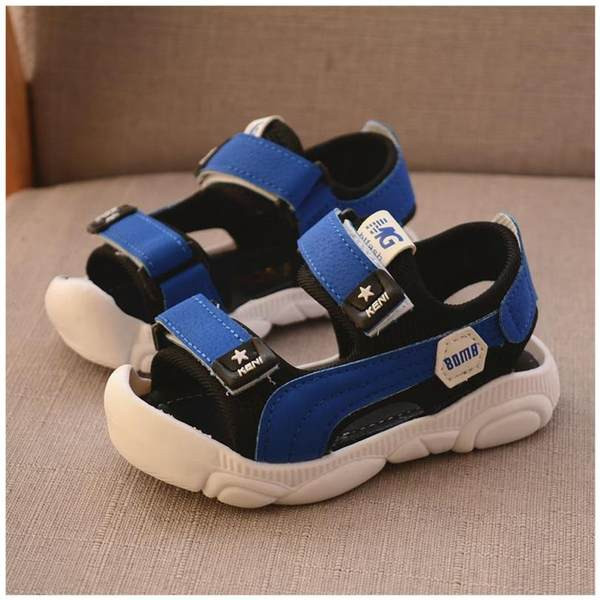 Dječje sandale za dječake sa čičkom i natpisom