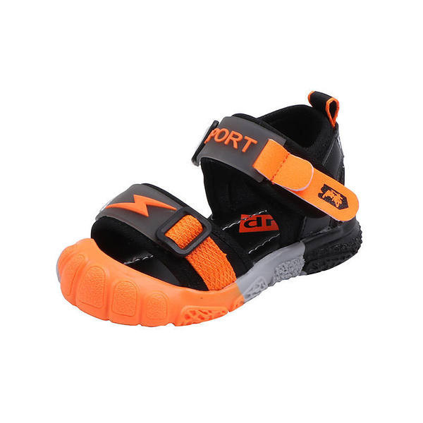 Dječje sandale s ravnim potplatom i kopčanjem na čičak za dječake