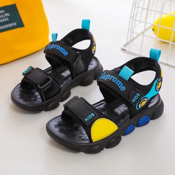 Novi model ljetnih sandala za dječaka sa grubim đonom