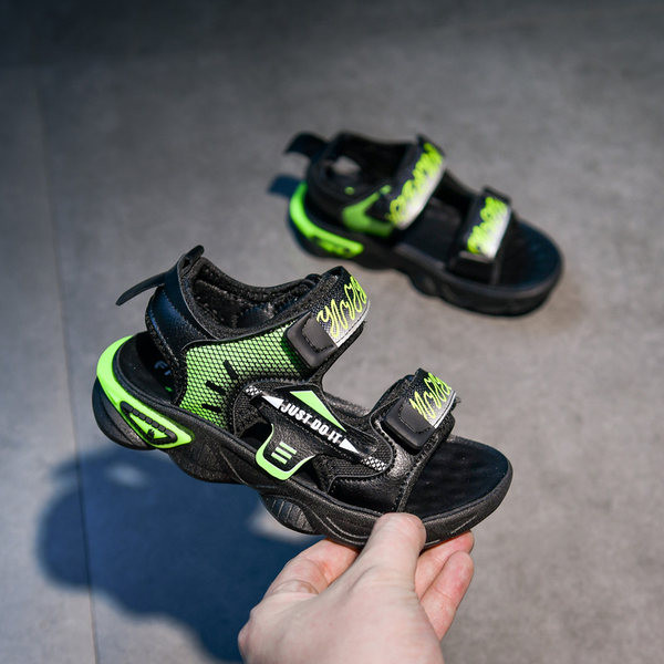 Παιδικά σανδάλια με επιγραφή και στερέςση  velcro για αγόρια