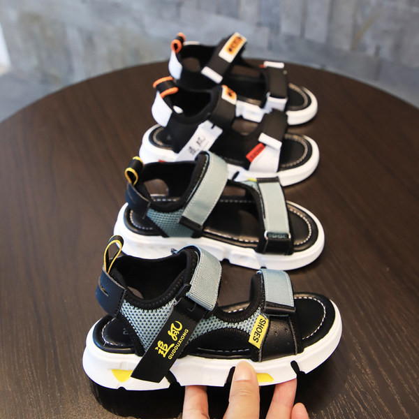 Dječje sandale s natpisom i čičak naljepnicama - za dječake