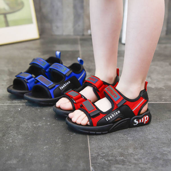 Dječje sandale s natpisom i čičkom