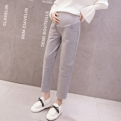 Ženski ravni model hlača za trudnice