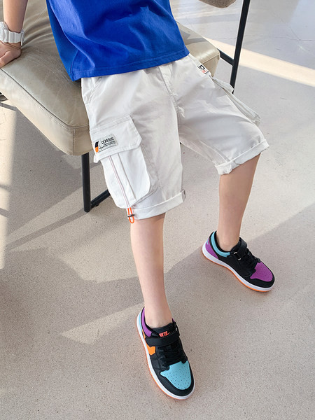 Bērnu šorti zēniem ar uzrakstu un saitēm