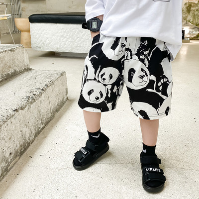 Dječje kratke hlače s aplikacijom za dječake