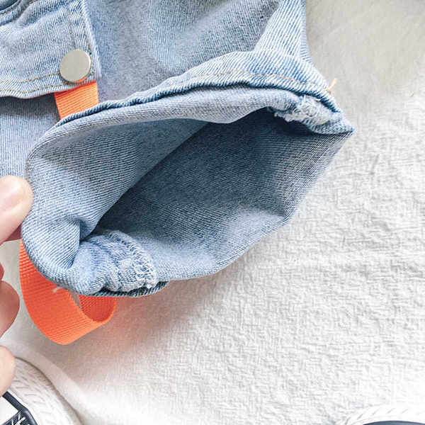 Novi model dječjih traper hlačica