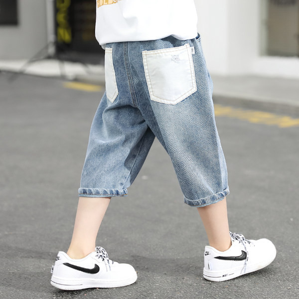 Dječje hlače 3/4 dužine i džepovima - za dječake