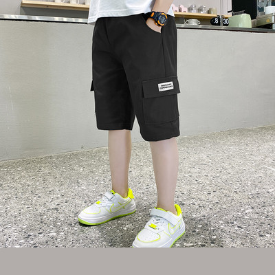 Παιδικά βαμβακερά σορτς με μήκος 3/4 και τσέπες