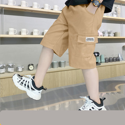 Παιδικά βαμβακερά σορτς με μήκος 3/4 και τσέπες