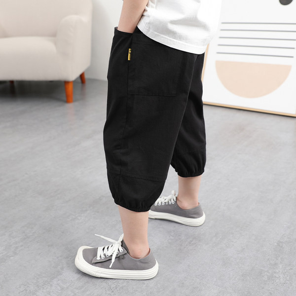 Παιδικό παντελόνι με τσέπες και μήκος 7/8