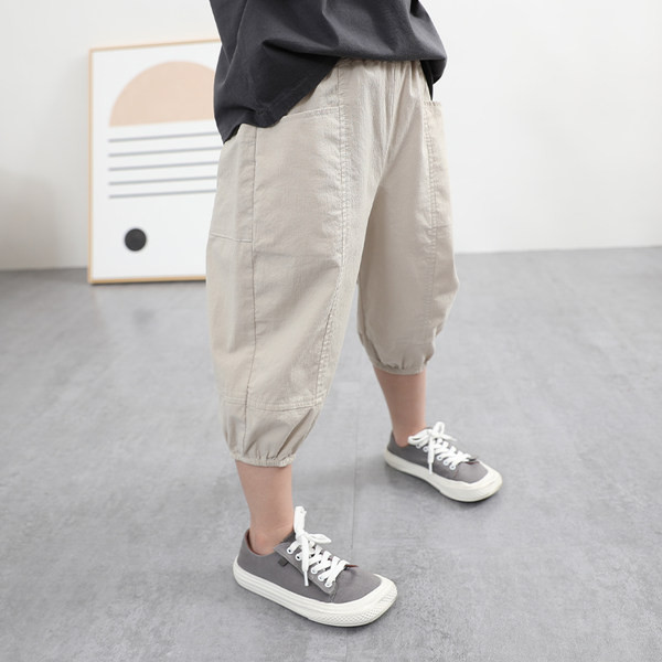 Παιδικό παντελόνι με τσέπες και μήκος 7/8