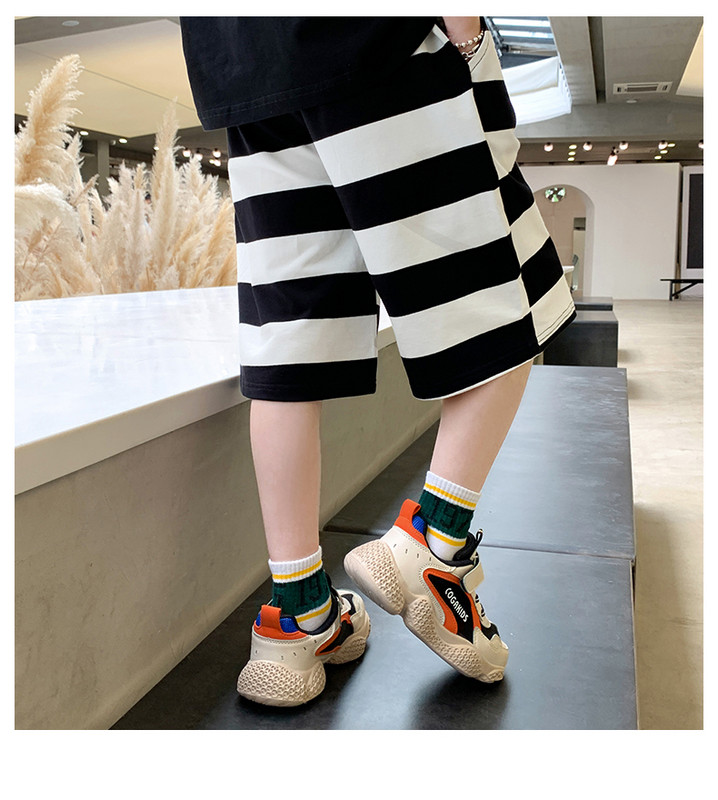 Νέο μοντέλο παιδικά σορτς για το καλοκαίρι για αγόρια σε διάφορα χρώματα