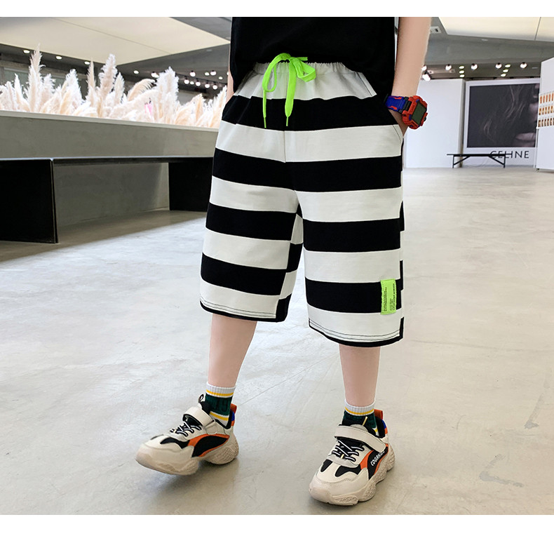 Νέο μοντέλο παιδικά σορτς για το καλοκαίρι για αγόρια σε διάφορα χρώματα