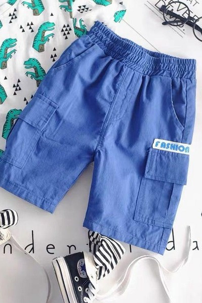 Vaikiški šortai su elastiniu juosmeniu ir kišenėmis
