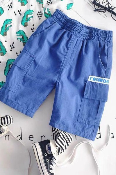 Vaikiški šortai su elastiniu juosmeniu ir kišenėmis