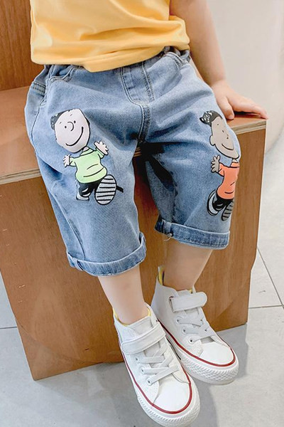 Παιδικά σορτς με απλικέ και ελαστική μέση