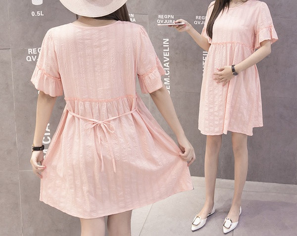 Κομψό γυναικείο κοντό φόρεμα με κοντά μανίκια για έγκυες γυναίκες