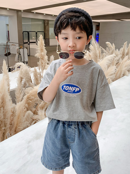 Νέο μοντέλο παιδικά τζιν με τσέπες