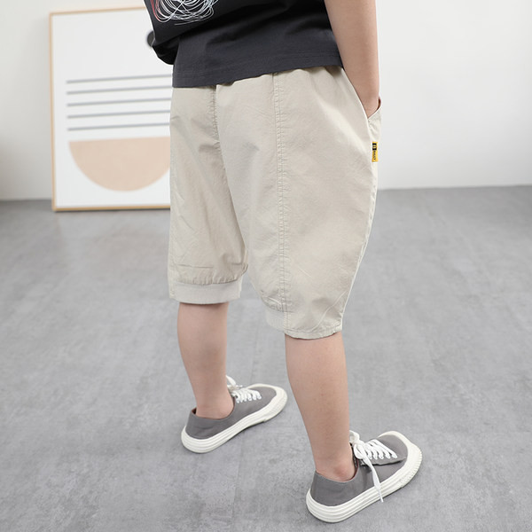 Παιδικά σορτς με τσέπες φαρδύ μοντέλο για αγόρια