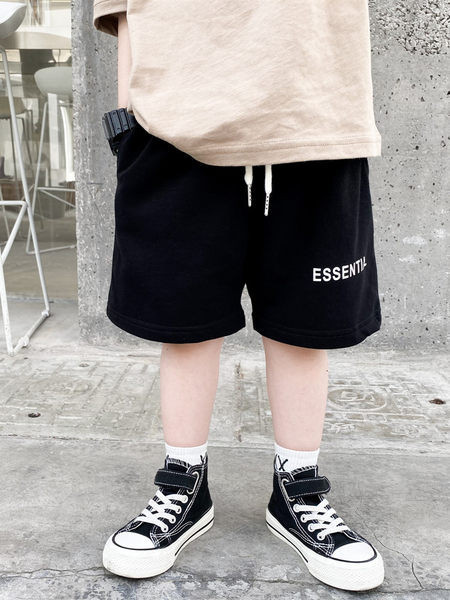 Casual παιδικά σορτς με κορδόνια σε γκρι και μαύρο χρώμα