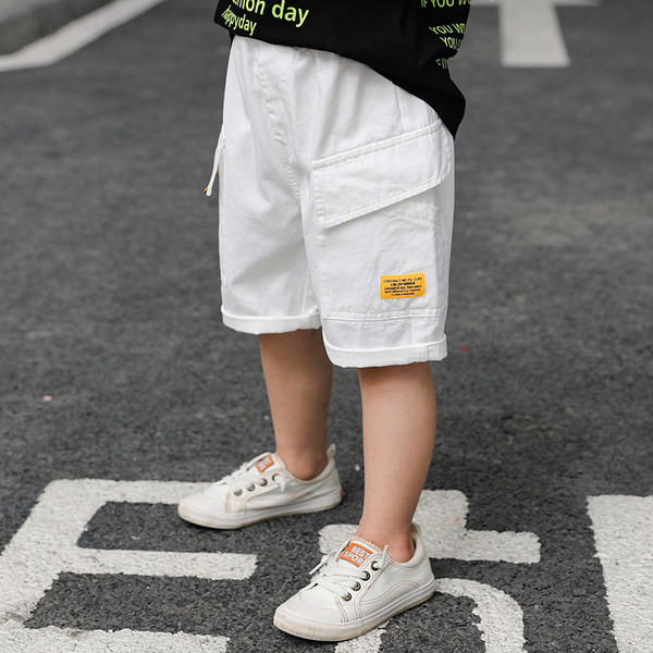Ležerne kratke hlače s džepovima - za dječake