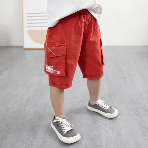 Ljetne 3/4 hlače s velikim džepovima