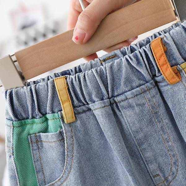 Novi model ljetnih kratkih traperica s elastičnim strukom