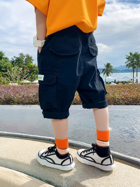 Παιδικά σορτς με ελαστική μέση και τσέπες