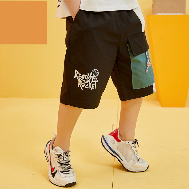 Μοντέρνα σορτς για αγόρια με επιγραφή