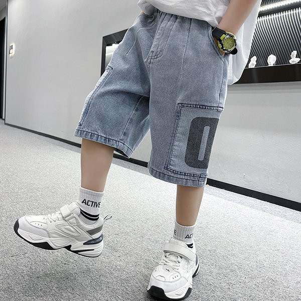 Dječje 3/4 traperice s džepovima za dječake