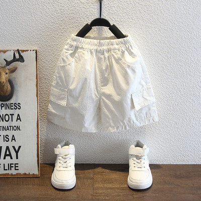 Sieviešu šorti ar elastīgu jostasvietu baltā un melnā krāsā