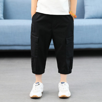 Детски панталони с 7/8 дължина и джобове с момчета