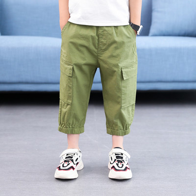 Детски панталони с 7/8 дължина и джобове с момчета