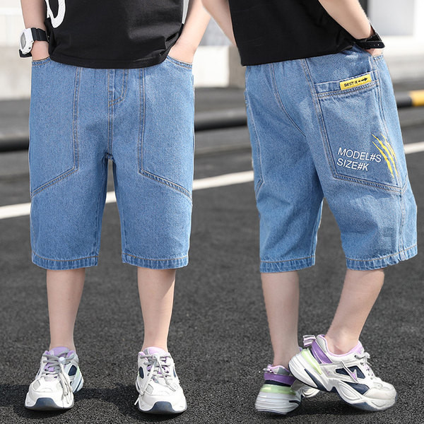 Детски дънкови 3/4 панталони с надпис в син цвят