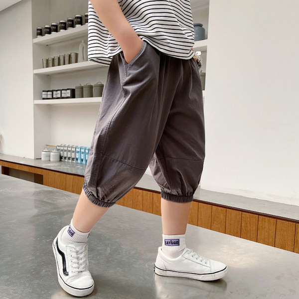 Детски къси панталони с джобове и ластик 