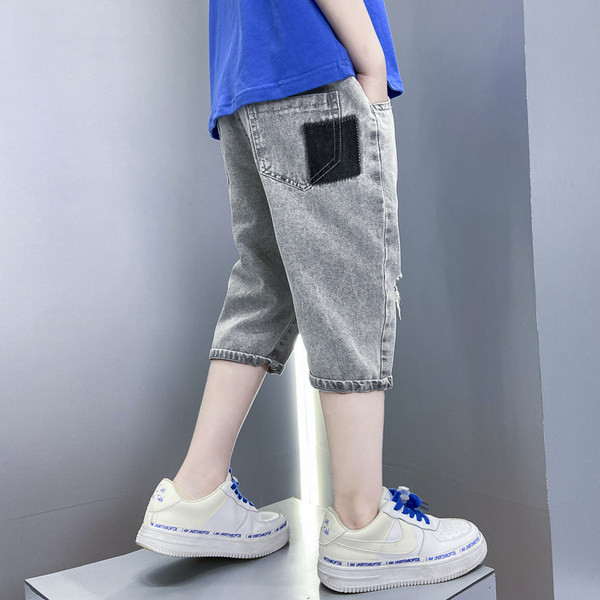 Детски дънкови 3/4 панталони подходящи за момчета 