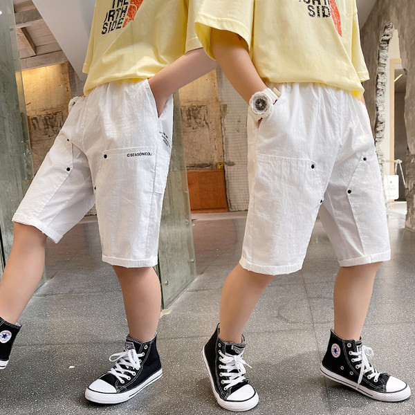 Детски 3/4 панталони с джобове подходящи за момчета 