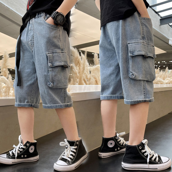 Детски дънкови панталони с джобове подходящи за момчета 