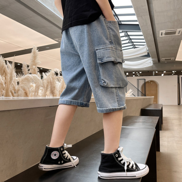 Детски дънкови панталони с джобове подходящи за момчета 