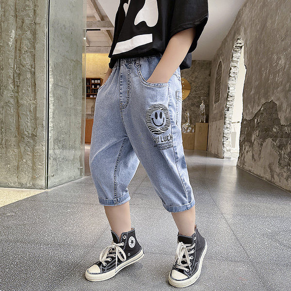 Детски 3/4 панталони с бродерия в син цвят 