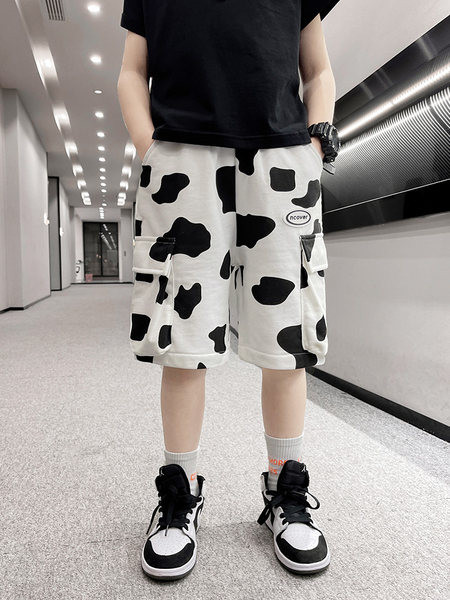 Детски панталони за момчета  широк модел с обемни джобове