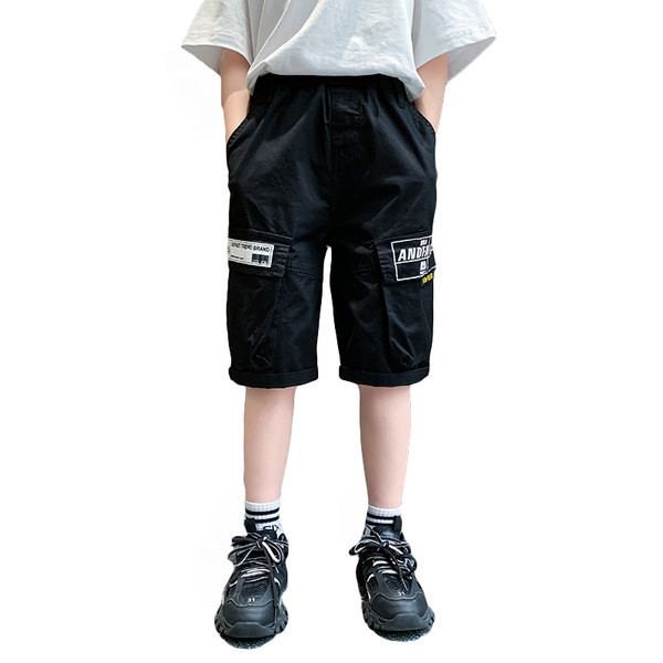 Детски къси панталони с надписи в черен и бял цвят 