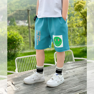 Детски къси панталони с ластик на талията и апликация