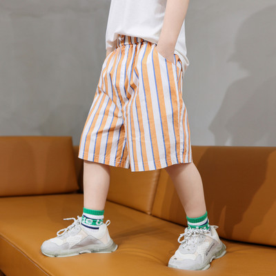 Раирани детски къси панталони с джоб