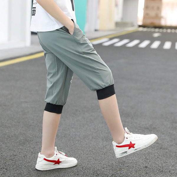 Детски 3/4 панталони с апликация и ластик