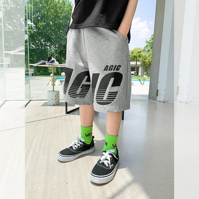 Детски широки къси панталони с надпис за момчета 