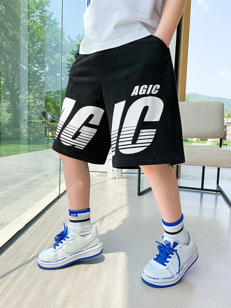 Детски широки къси панталони с надпис за момчета 