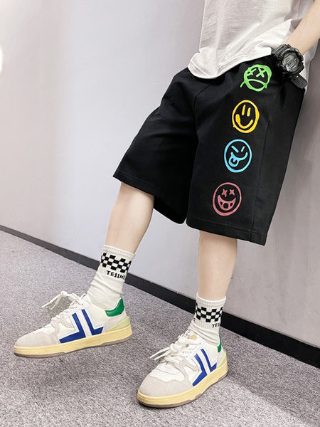 Ежедневни памучни шорти за момчета с цветна апликация